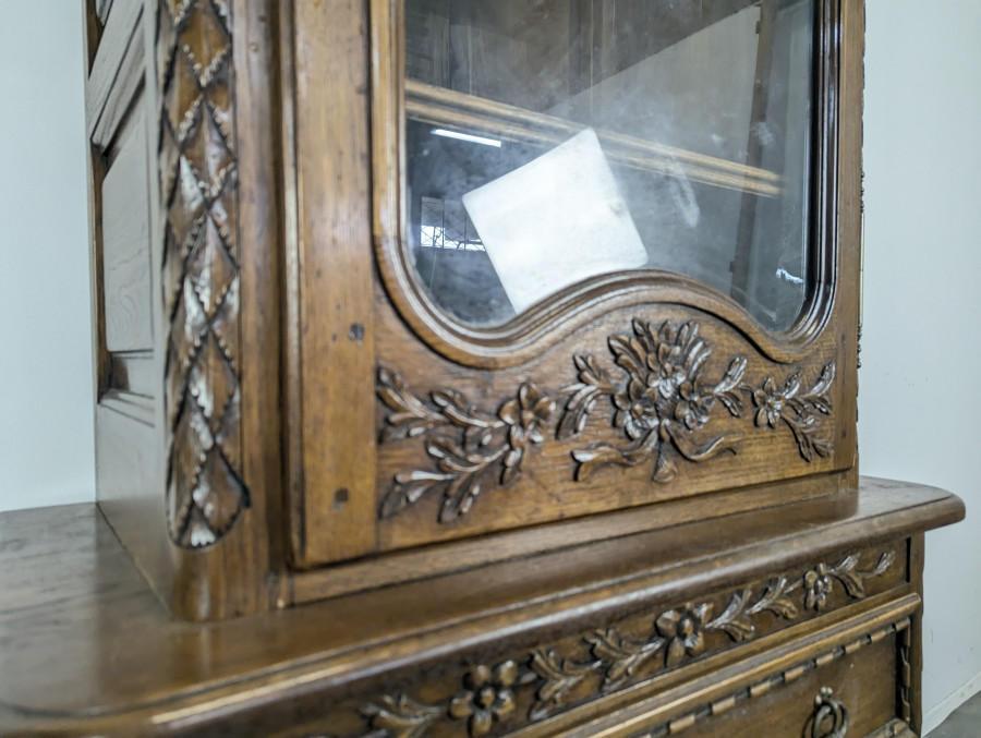 Commode Vitrine normande en chêne