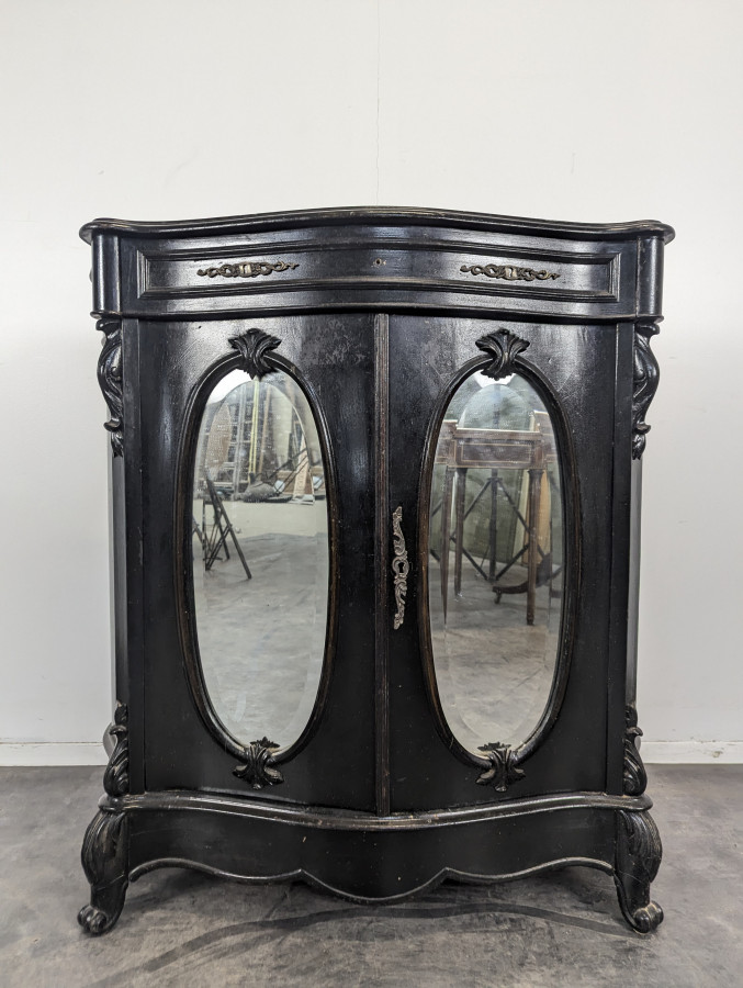 Meuble d'appui Napoléon III en bois noirci