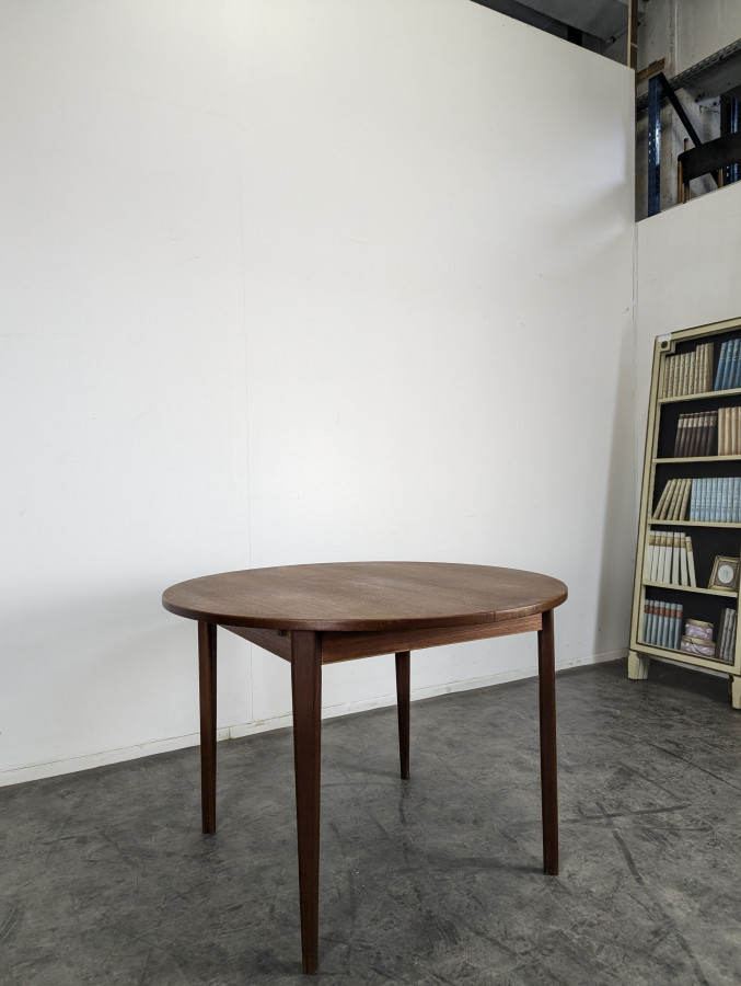Table scandinave en teck avec allonge