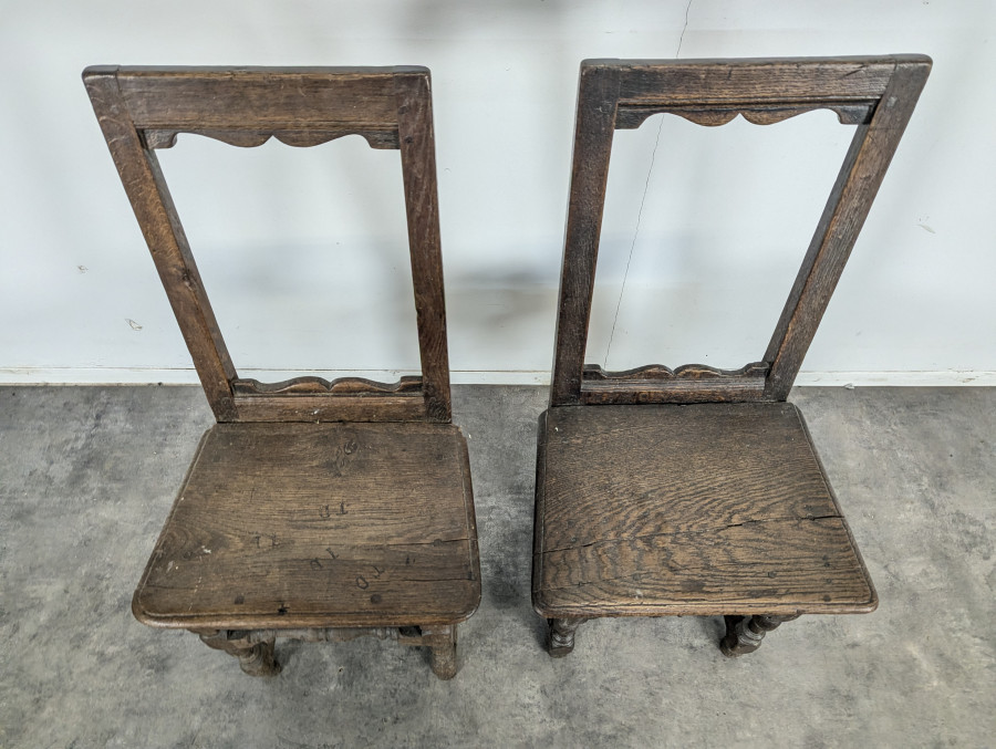 Paire de chaises Lorraine en chêne