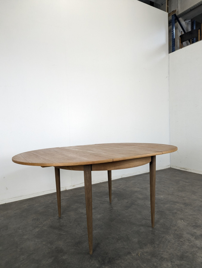 Table scandinave en teck avec allonge