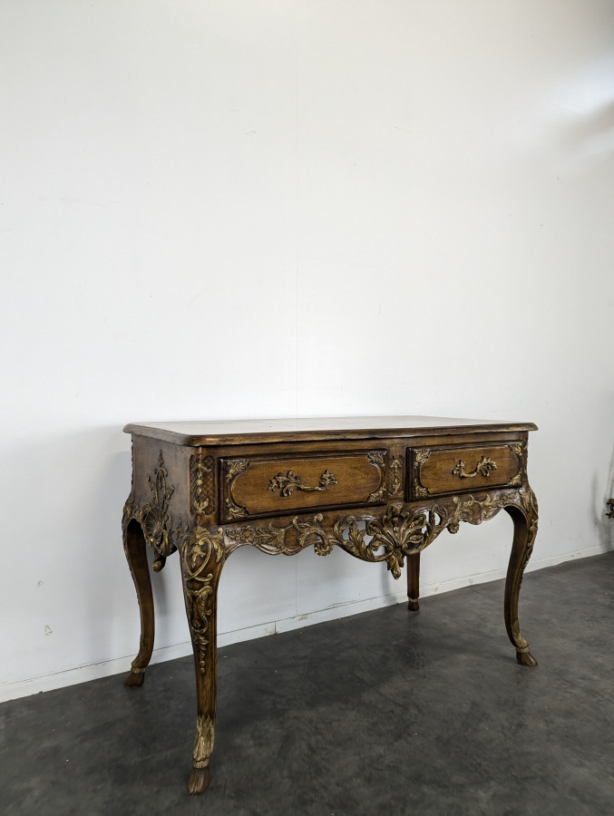 Table console de style régence en noyer début XXème