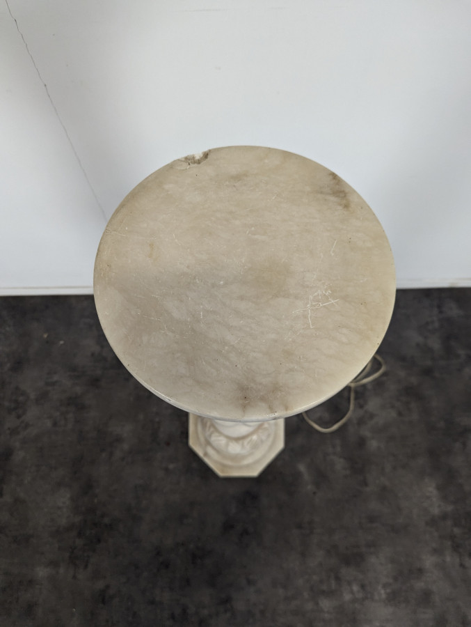 Colonne en albâtre torsadée F. Bruckmann Nr 5370