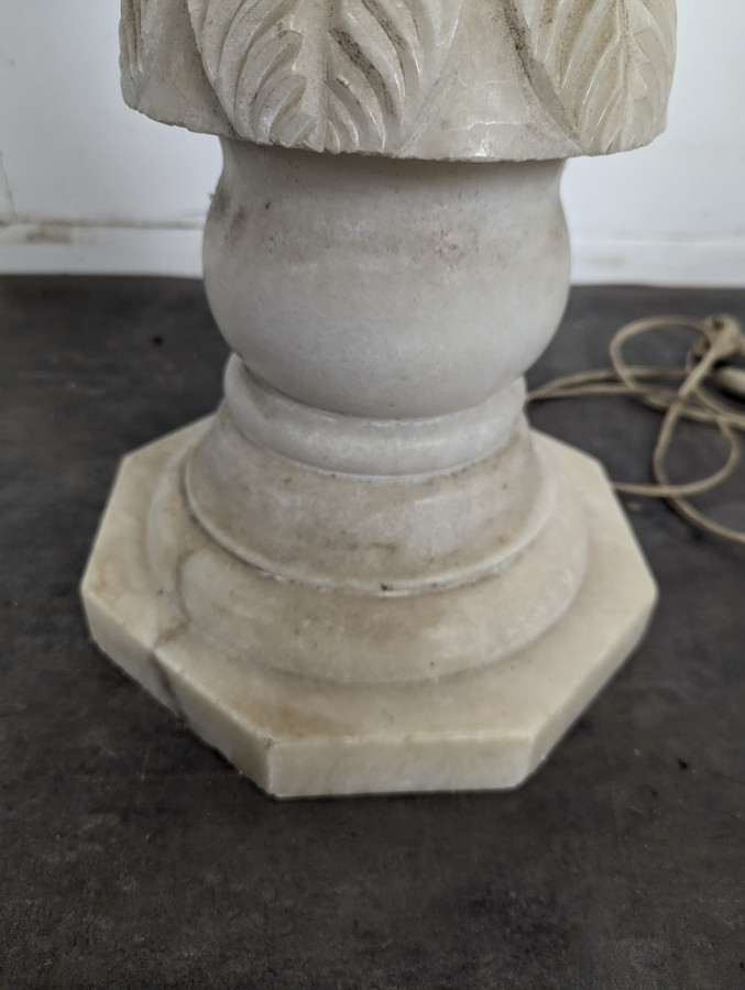 Colonne en albâtre torsadée F. Bruckmann Nr 5370