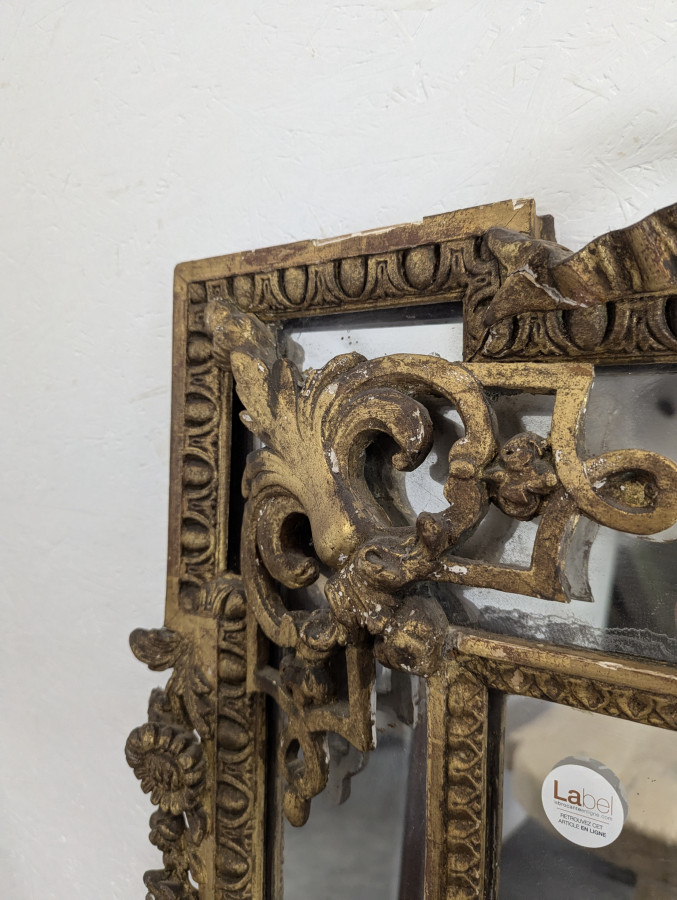 Miroir en bois doré à parecloses époque Napoléon III