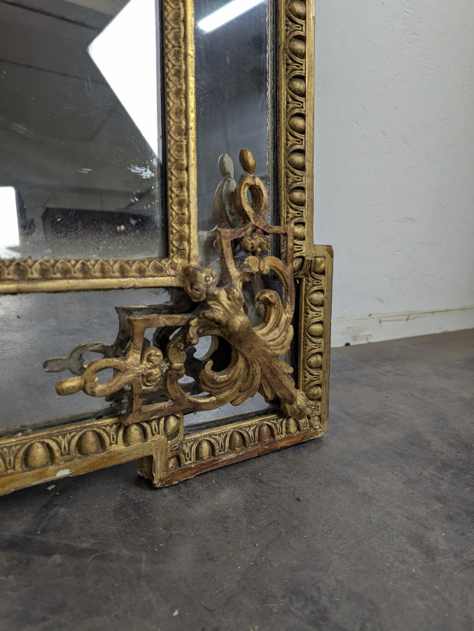Miroir en bois doré à parecloses époque Napoléon III