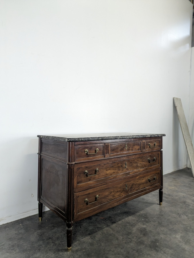 Commode d'époque Louis XVI en Acajou