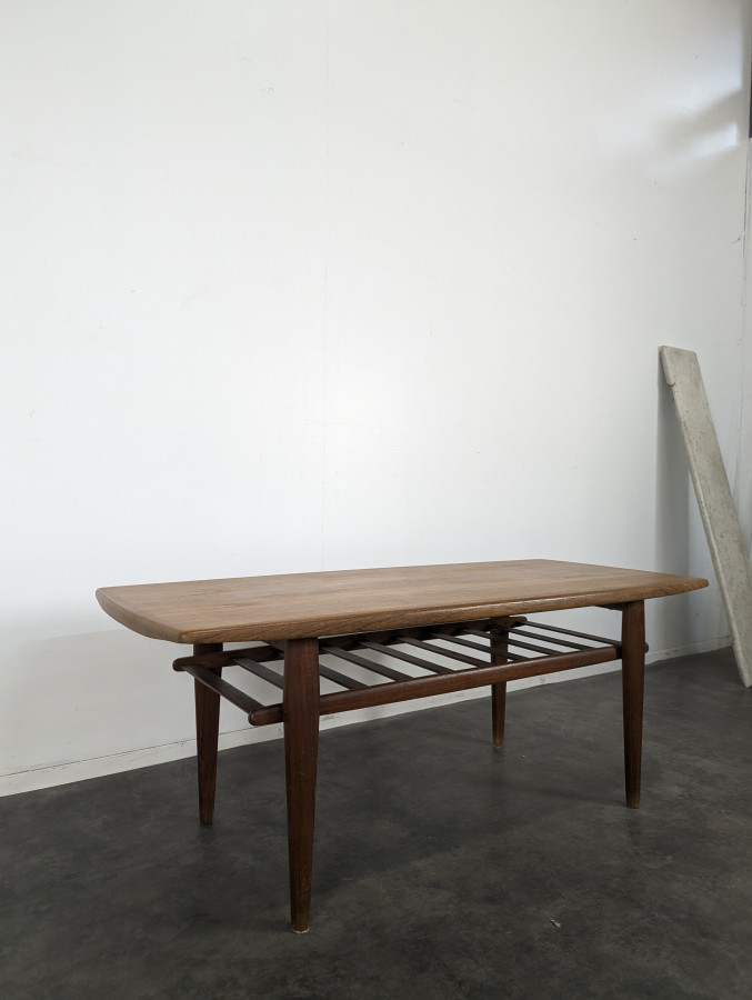 Table basse GJ106 en teck Grete Jalk pour Glostrup