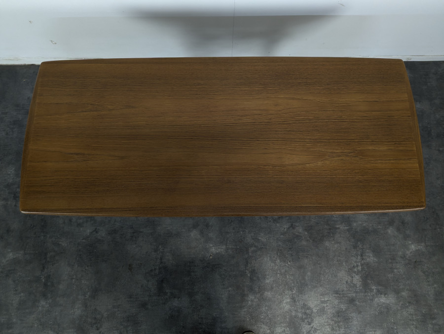 Table basse GJ106 en teck Grete Jalk pour Glostrup