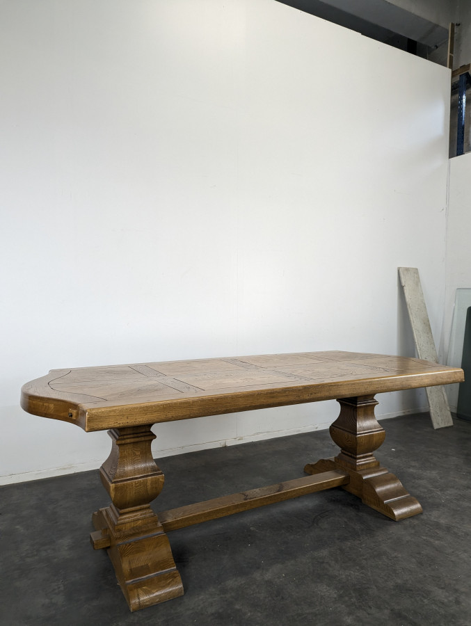 Table de monastère en chêne massif