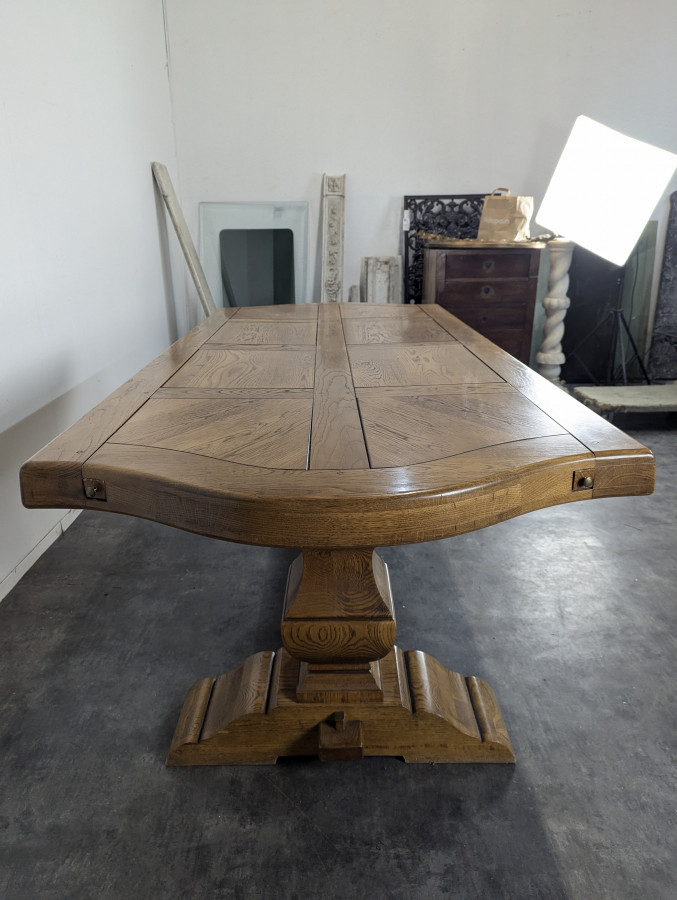 Table de monastère en chêne massif