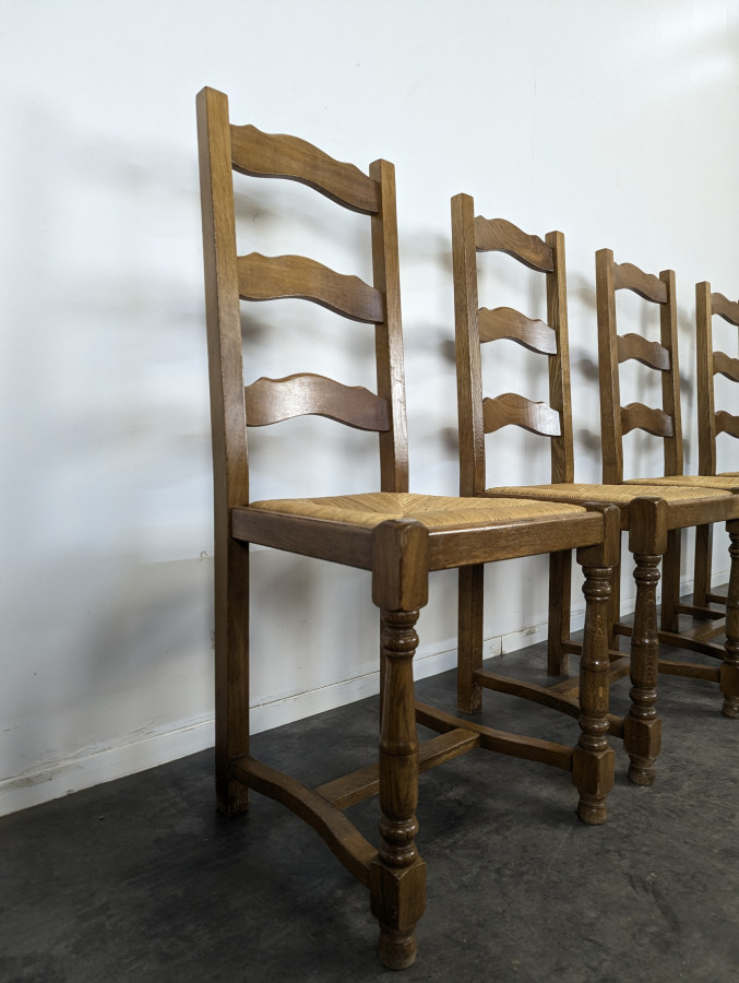 Série de 4 chaises paillées