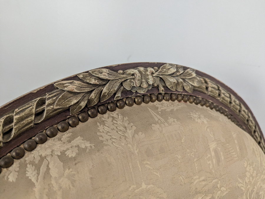 Paire de Bergères réchampies de style Louis XVI