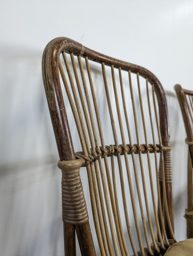 Série de 3 chaises et un fauteuil en Rotin