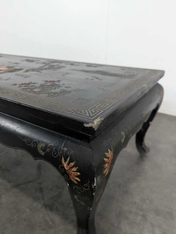 Table basse Chinoise en laque de Coromandel