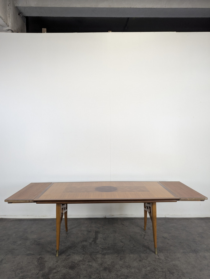 Table en vernis polyestère des années 60