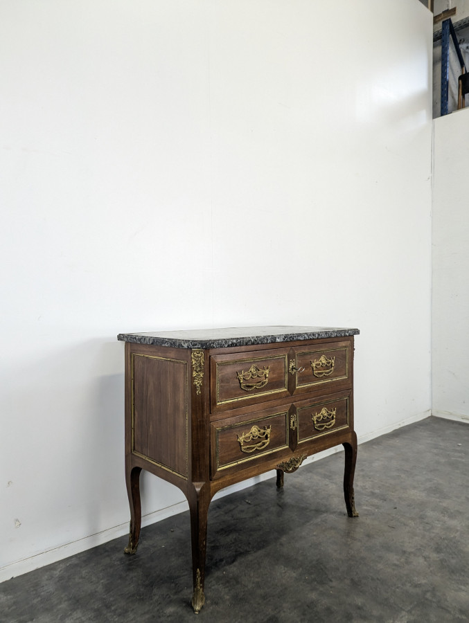 Commode de style Transition en Acajou du XIX ème
