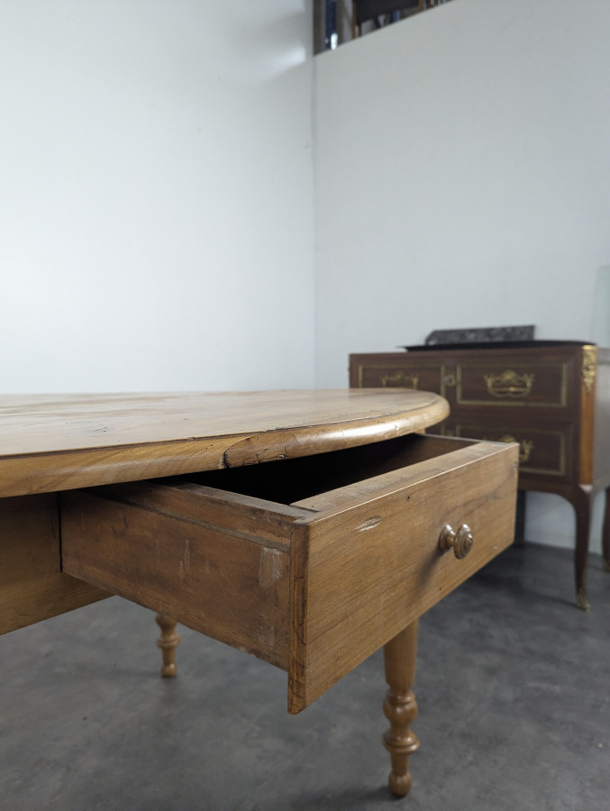 Table Louis Philippe à allonges en Merisier
