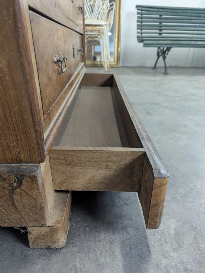 Commode en Acajou flammé époque Louis Philippe