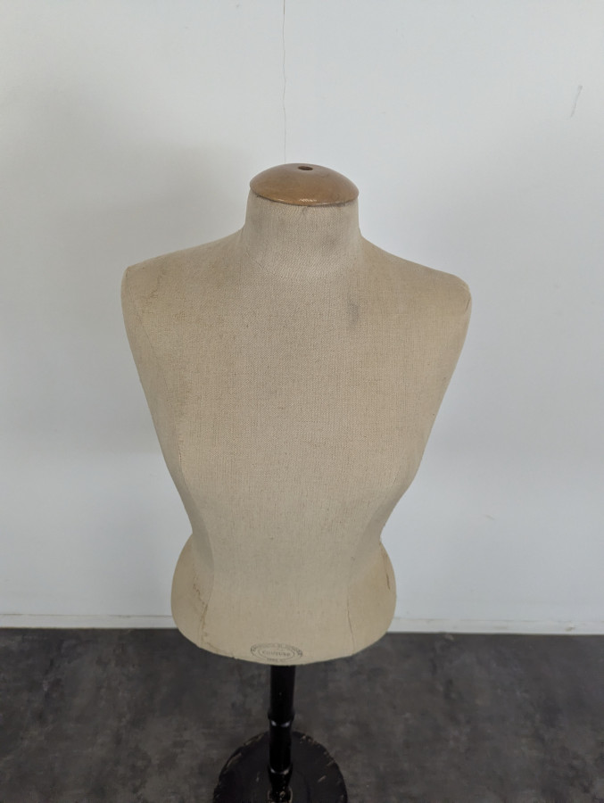 Mannequin piètement bois