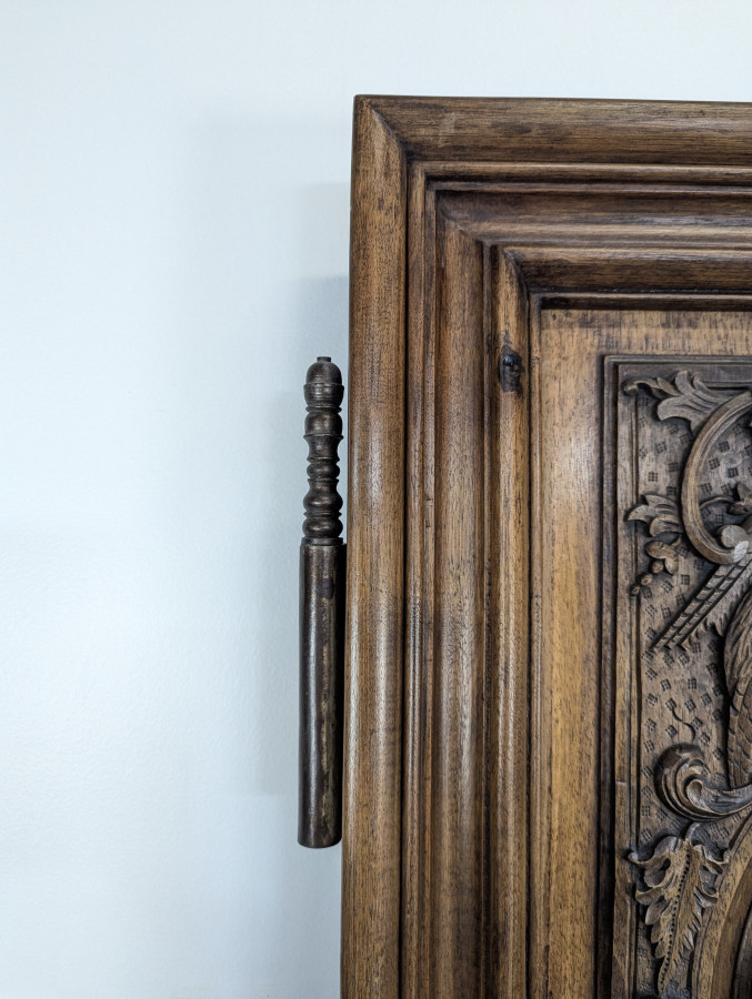 Paire de portes Régence en Noyer sculpté