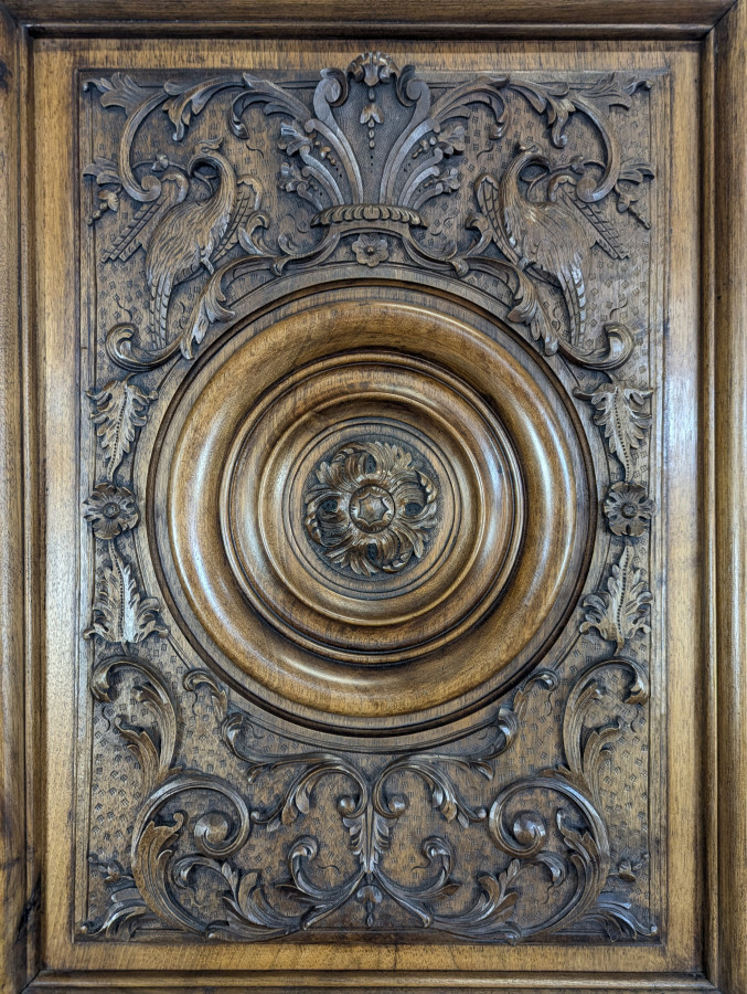 Paire de portes Régence en Noyer sculpté