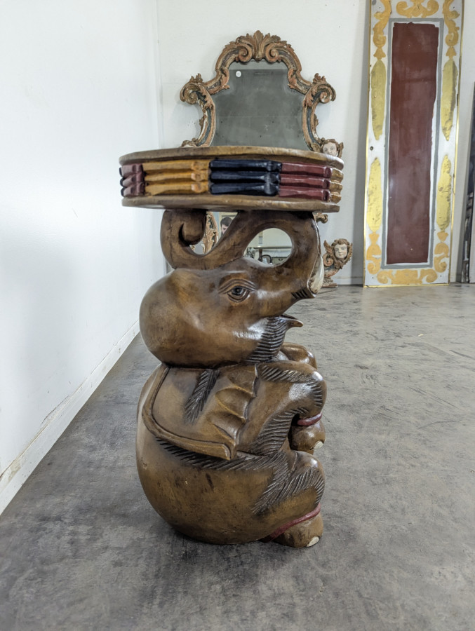 Table d'appoint Sculpture d'éléphant