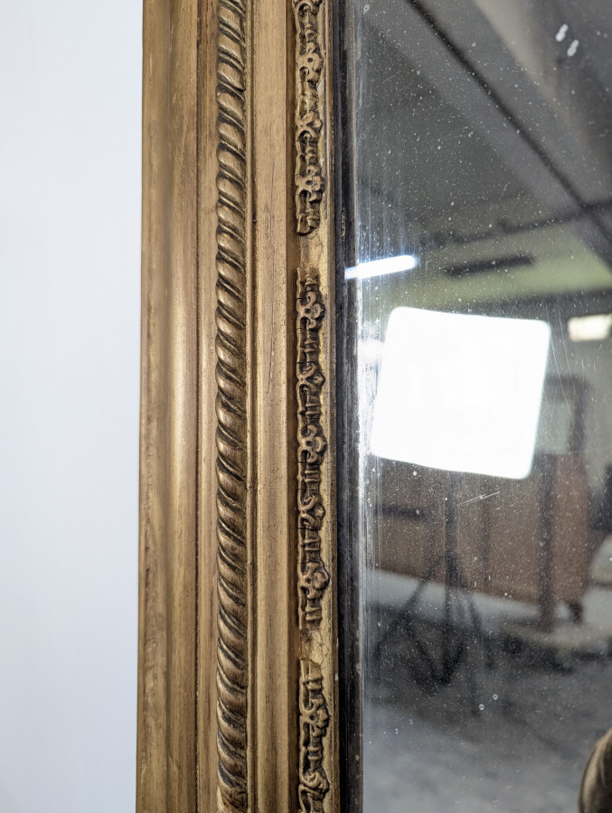 Grand miroir en bois et stuc doré époque Louis Philippe