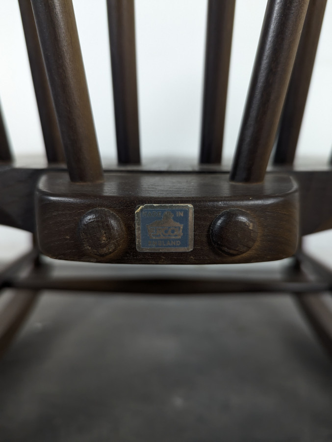 Fauteuil Rocking chair Ercol par Lucian Ercolani