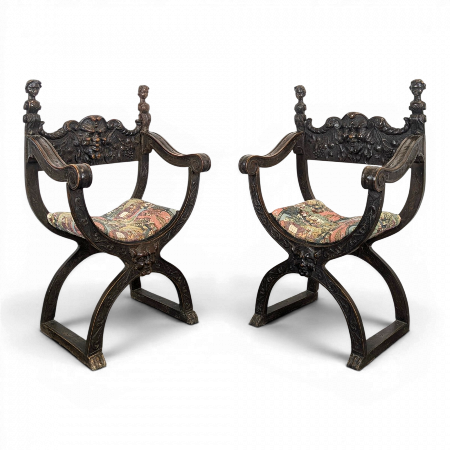 Paire de fauteuils curules de style Baroque Italien