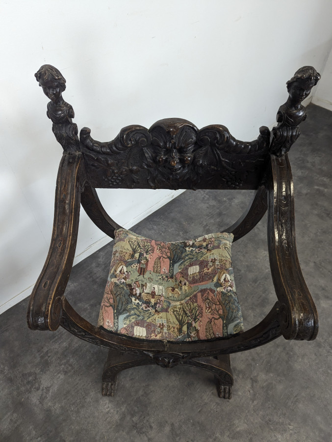 Paire de fauteuils curules de style Baroque Italien