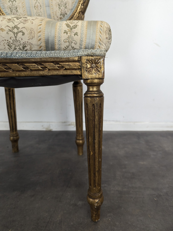 Salon de style Louis XVI époque 1900 en bois doré