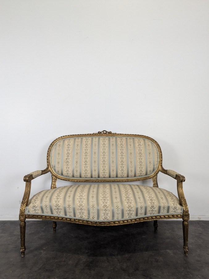 Salon de style Louis XVI époque 1900 en bois doré