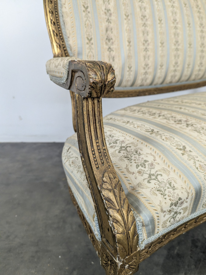 Salon de style Louis XVI époque 1900 en bois doré