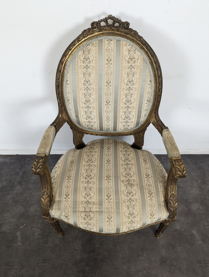 Salon de style Louis XVI époque 1900 en bois doré