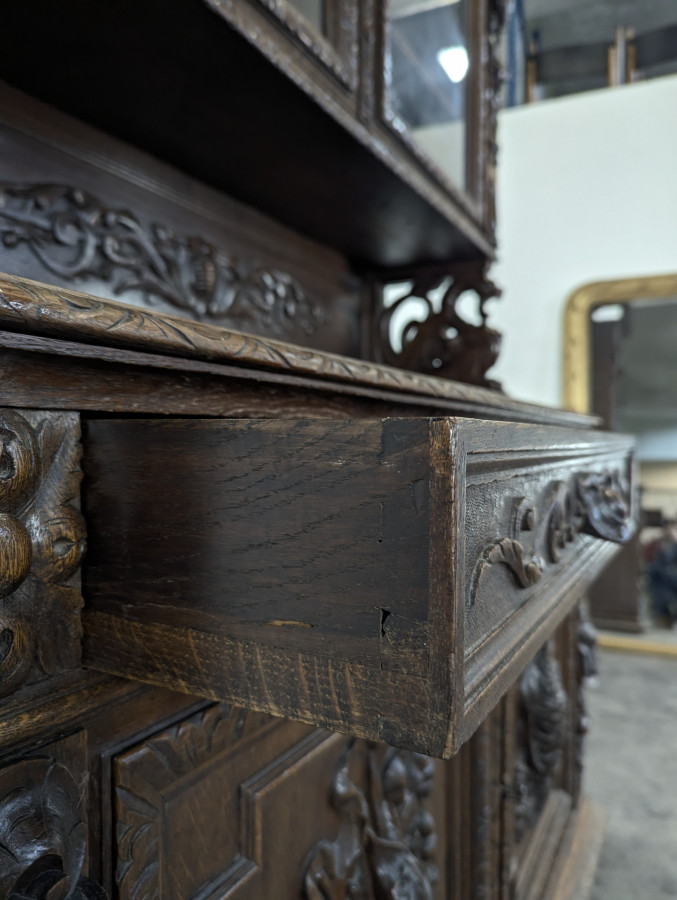 Grand buffet de chasse en chêne fin XIXème
