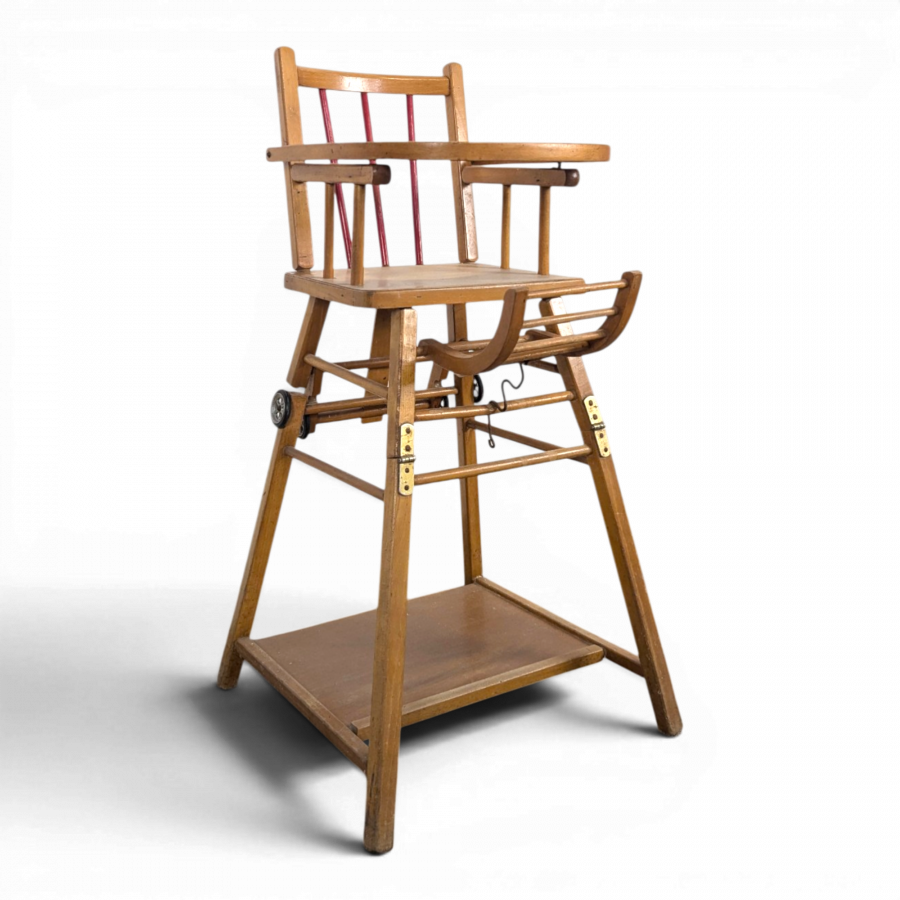 Chaise haute pour enfant