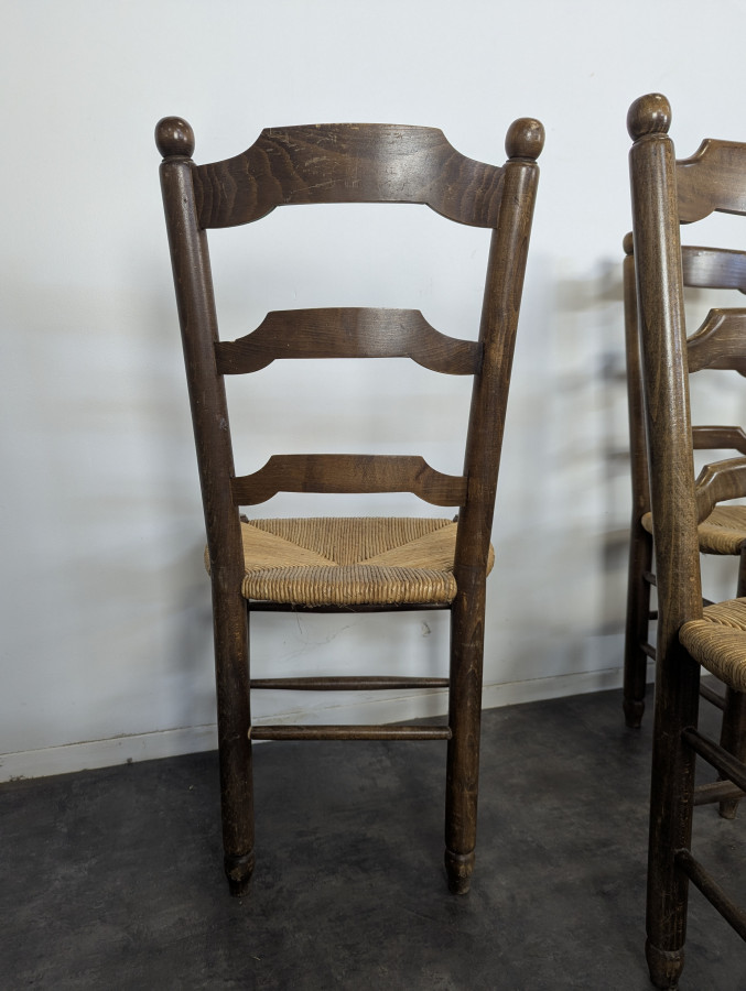 Séries de 8 chaises paillées