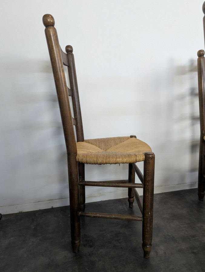 Séries de 8 chaises paillées