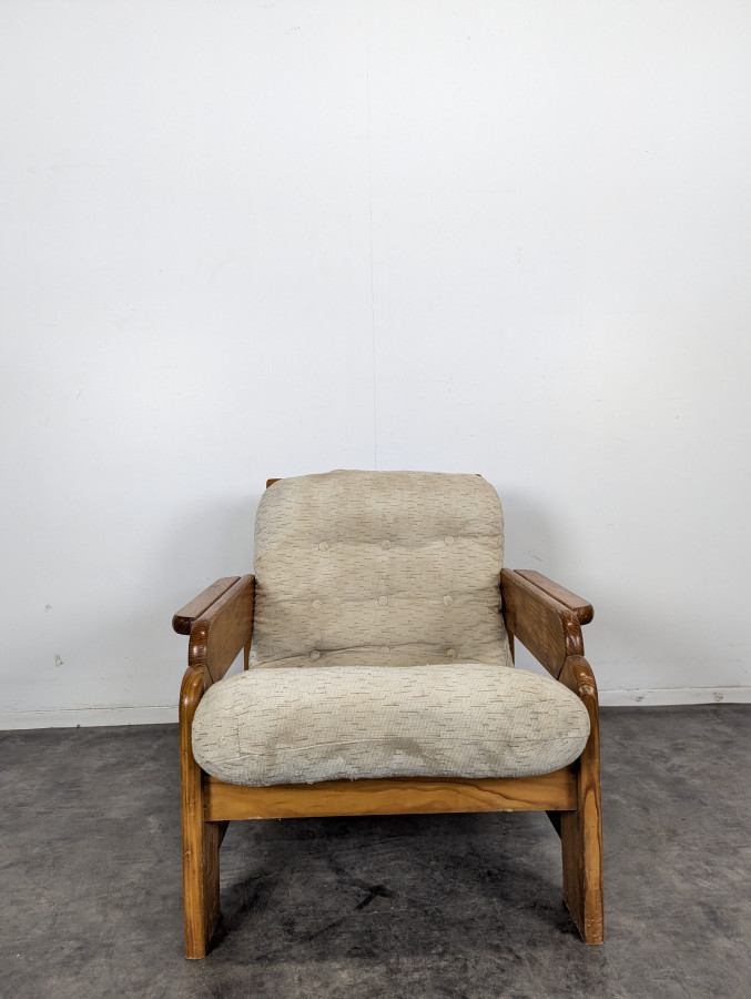 Fauteuil en pin de chalet