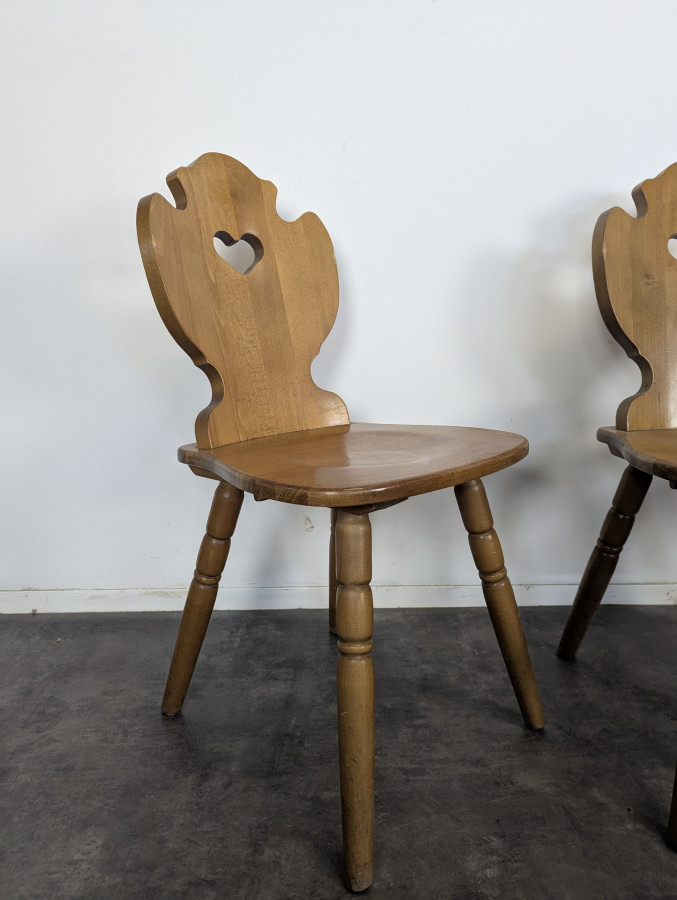 Série de 4 chaises savoyardes de montagne