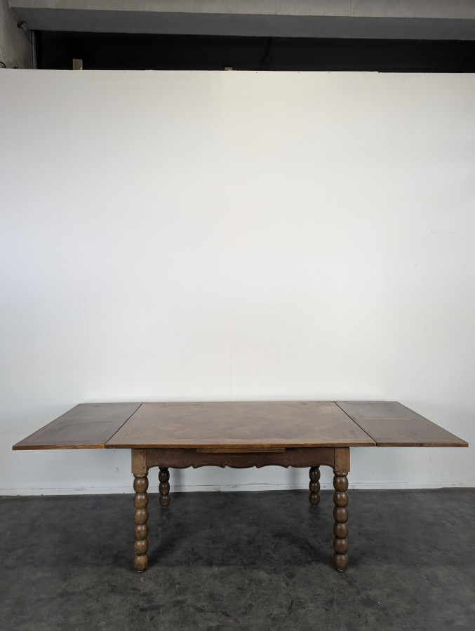 Table de salle à manger pieds bobinnes en chêne
