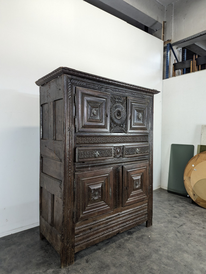 Buffet du XVIIème Art Populaire région Auvergne
