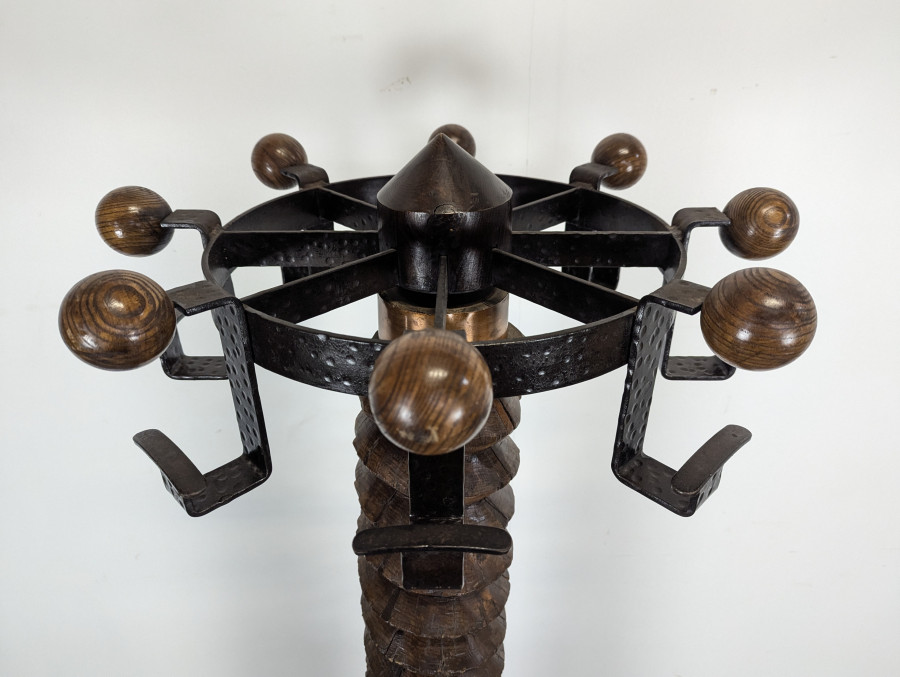Porte manteau visse de pressoir en chêne et fer martelé