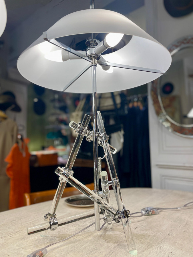 Lampe Ashanghai éditées par Fontana Arte par Max Ingrand