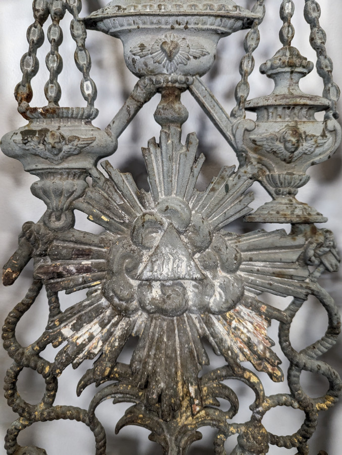 Paire de portes en fonte de coeur d'église fin XIXème