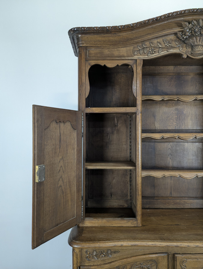 Buffet Normand sculpté Néo rustique