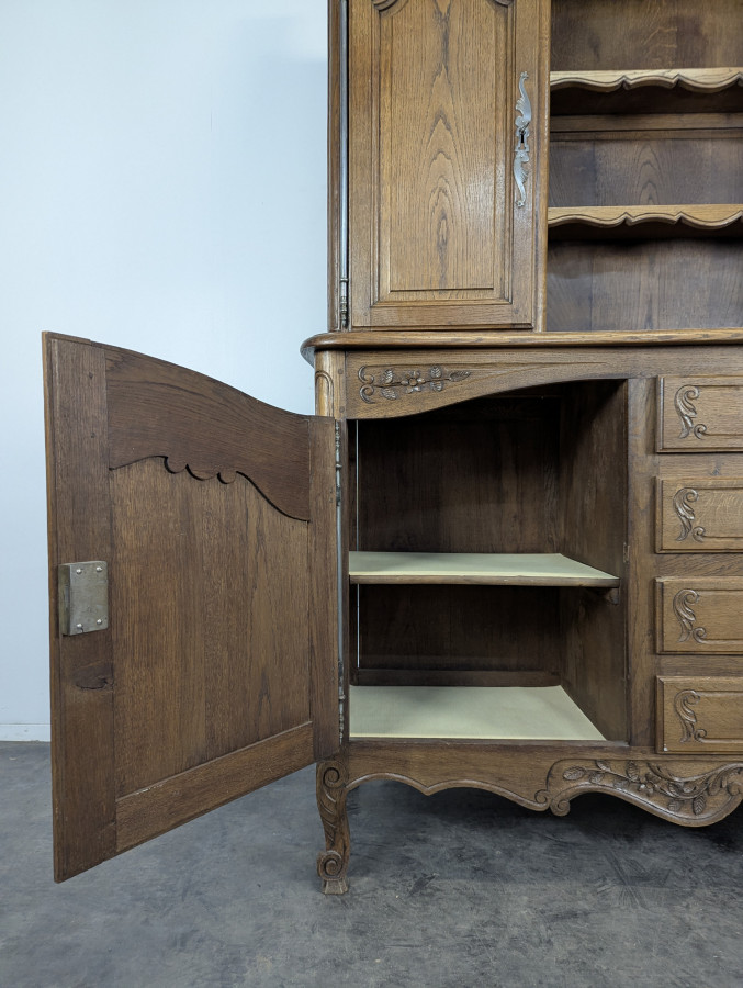 Buffet Normand sculpté Néo rustique