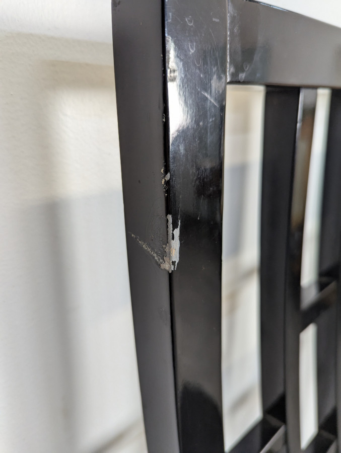 Série de 6 chaises laquées noires Japonisantes