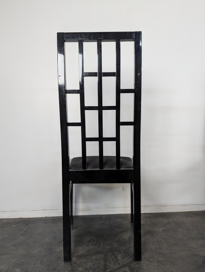 Série de 6 chaises laquées noires Japonisantes